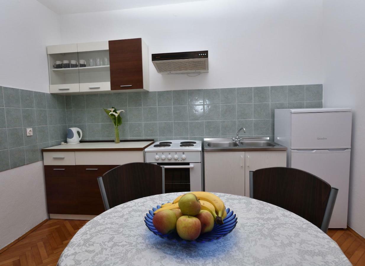Apartments Katica Primošten Buitenkant foto